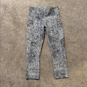 Lululemon Gray Patterned Leggings